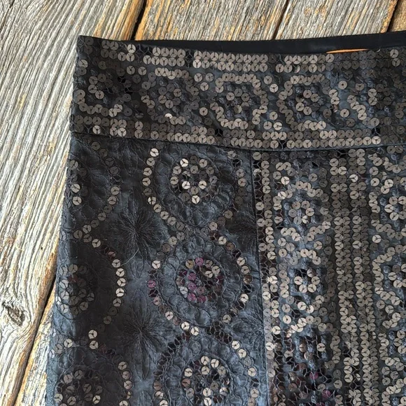 Tory Burch Isis Sequin Black Skirt Size 10 - Picture 5 of 11